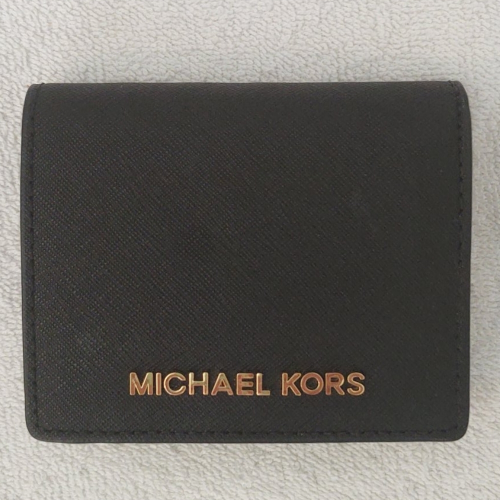 Michael kors wallet